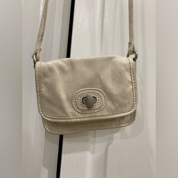 Bags Mini Fossil Purse Cream Colored Poshmark